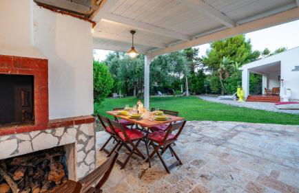 Villa Giglio with Garden and Mini Pool by Rentbeat - Foto 11