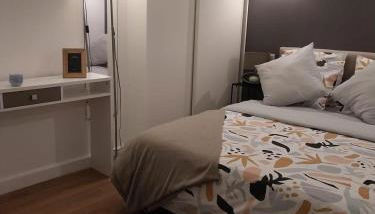 Appartement cosy dans le marais - Foto 5, wardrobe