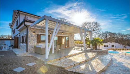 Villa Laria - Photo 2