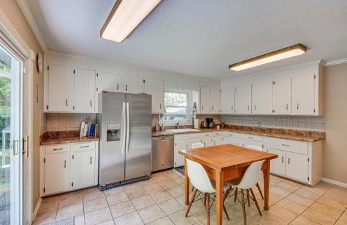 Spacious Home with Porch, 4 Mi to Downtown Clemson! - Foto 7