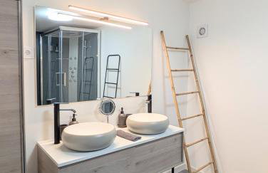 Appartement rénové place du Palais avec parking - Foto 13
