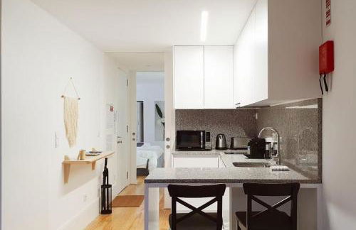 Great Flat & View in Historic Porto by LovelyStay - Photo 7