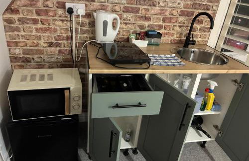 By-the-Beach, Sea view 2 bedroom Loft Studio Apartment & Free Parking - Foto 15