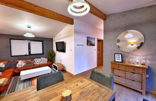 Chy Mena. South facing lodge with hot tub & views. - Foto 18