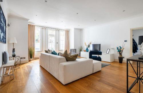 Relaxing and Spacious Kensington Apartment with Patio - Foto 8