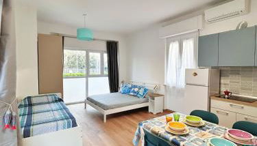 Conero-Alba al Mare-3 min a piedi dal mare, Adiacenti e Corti - Foto 4