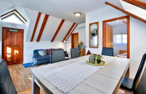 Cozy Home In Vrhi Vinagorski - Foto 19