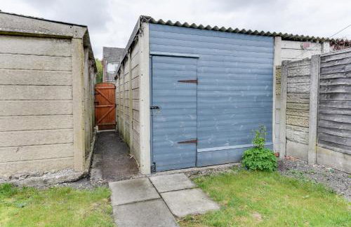 3 BR Home l Free Parking l 5 Guests l Garden l Long Stays l - Foto 32