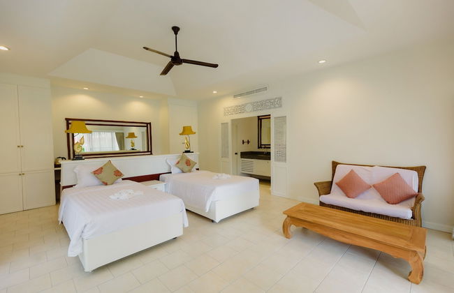 Villa Raya Private Pool Villas Resort - Photo 23