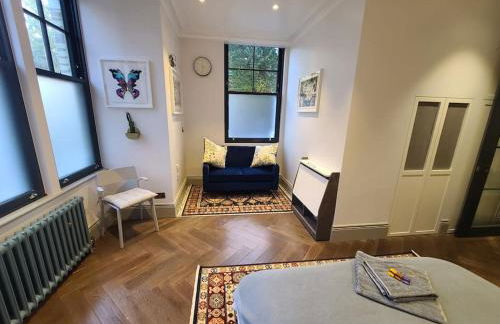 New Boutique Ground Floor Apartment - Photo 27