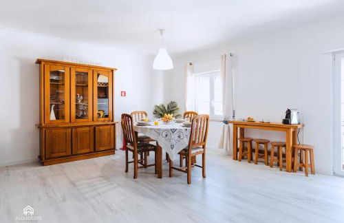 Apartamento Miramar - Piscina e BBQ - Foto 20