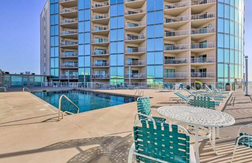Sunny Beachfront Biloxi Condo with Resort Amenities! - Foto 1