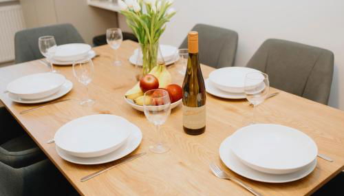 Homely Berlin - Familien & Gruppen, Eigener Eingang, Top Anbindung - Foto 3