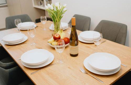 Homely Berlin - Familien & Gruppen, Eigener Eingang, Top Anbindung - Foto 3