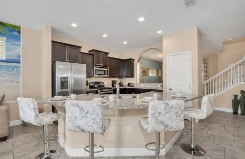 Amazing home 5bd, 5ba, South facing pool and hot tub - Foto 45