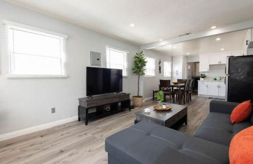 Lovely 2bedroom condo with free parking on premise - Foto 35