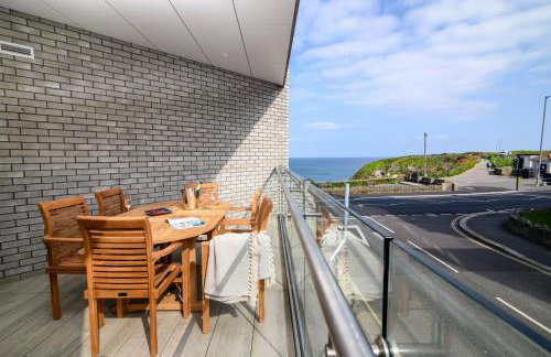 Luxury Apartment very close to Tolcarne Beach - Foto 9