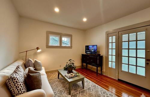 Derby and Downtown - Foto 9