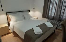 KYRIAKOS APPARTMENT - Photo 5