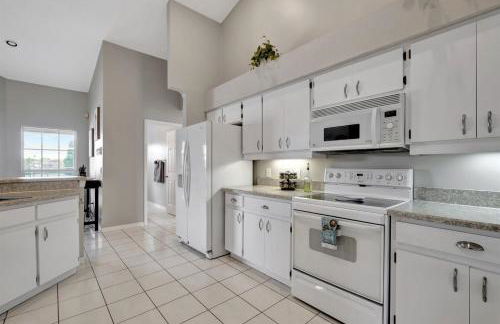 Pool Waterfront Lake 12 PPL Gorgeous - Foto 36