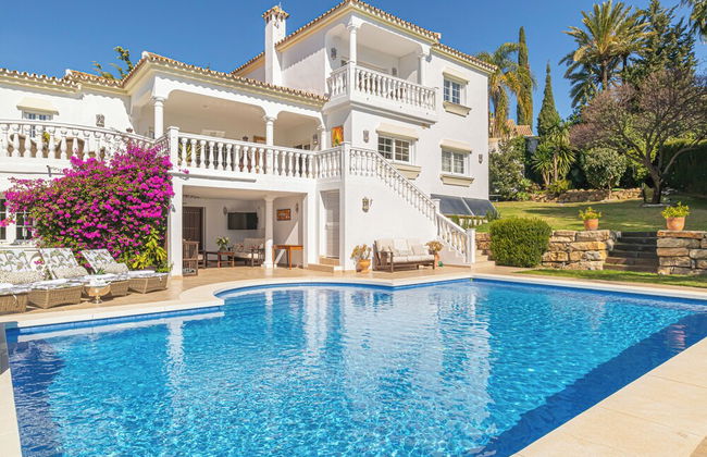 Luxury Family Escape Golf & Pool Retreat - Foto 1