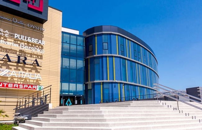 Spacious Apartment w Three Balconies and Parking - Foto 45