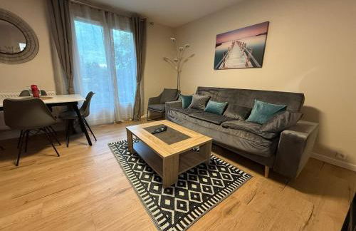 Liberte-Apartment with parking - Photo 1