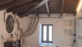 Casa Ypsilon Olive Oil - Photo 1