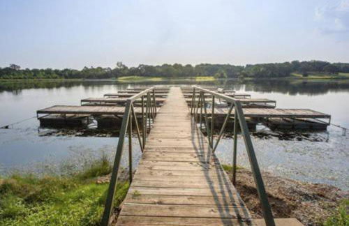 Beautiful 2BD condo in lakefront resort with lots of outdoor onsite activities - Foto 25