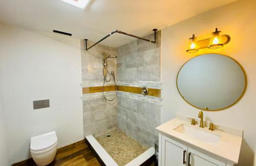 STUNNING RENOVATED 4BR House - Foto 2