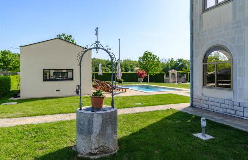 5 Bedroom Nice Home In Karojba - Foto 20