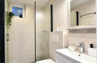 Optima Apartment Zagreb - Spacious Central Stay - Foto 15