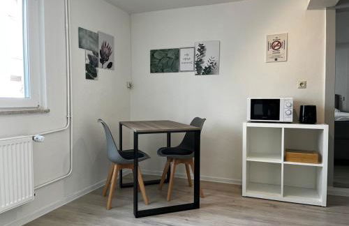 janu-homes - 1 Zimmer Apartment - 2 Betten, Kirchblick vom Kirchplatz - Photo 2