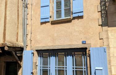 Le Quatorze, au cœur de Najac - Photo 1