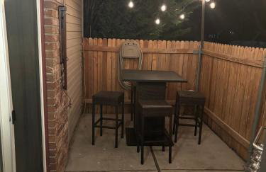 Game Night Downtown - BSU - Slots - Over 100 Games - Foto 31