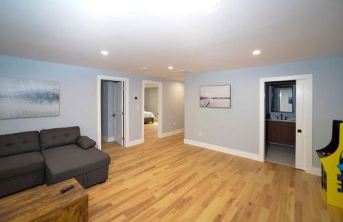 Lake Access 4 Bed 3 Bath HOT TUB - Foto 28