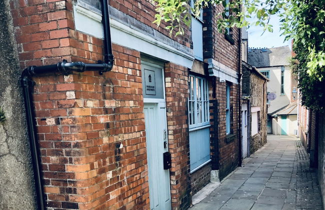 Warehouse Apartment-1 King Bed, Sleeps 2 - Foto 17