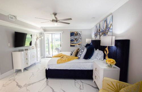 Newly Listed! 20 Percent Off! Golf and Tennis Community - Lavish Living - Foto 3