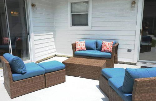 Close to the beach and attractions! Perfect for families or traveling nurses! - Foto 9