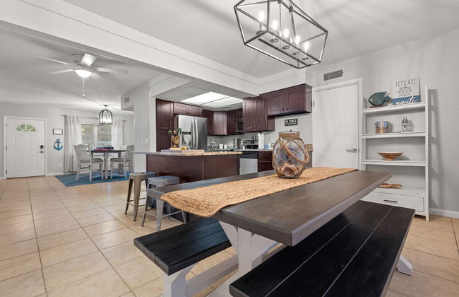 11350 Central Oasis 4BR Pool Home - Photo 21