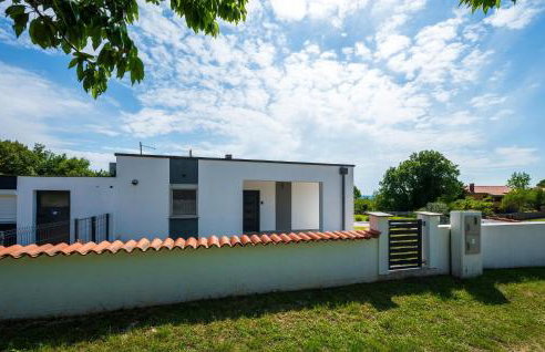 Gorgeous Home In Koromacno With Wifi - Foto 9