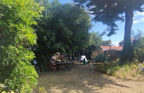 Maison cosy 6 pers, plage à 160m, jardin clos, plancha, ménage inclus - FR-1-224B-204 - Foto 13