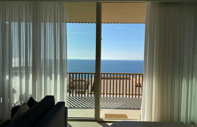 Sunny Coastal Getaway Green Coast - Photo 14