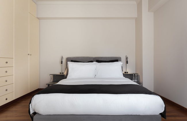 Athenian Grand Riviera Villa - Photo 7