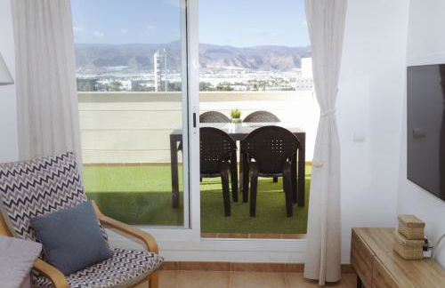 Ático junto al Teatro AUDITORIO de Roquetas de Mar - Foto 18