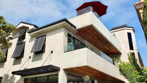 Naples Luxury Retreat - 3 BDR Stay for 6 w Rooftop Patio - Photo 2