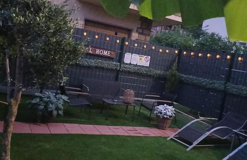 TROPICAL HOME PORTO CERESIO - Photo 8