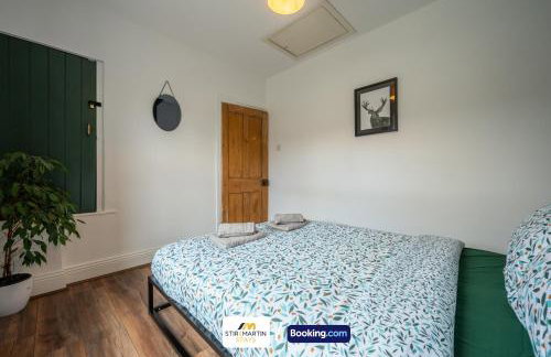 Stylish 2 BR Townhouse By StirkMartin Stays Short Lets & Serviced Accommodation Cardiff With Free Parking & Sleeps5 - Foto 9