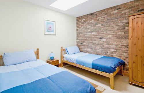 Close Cottage - W41944 - Photo 12