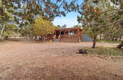 Cozy Cabin in Heber with a deck, fireplace and pet friendly - Foto 1